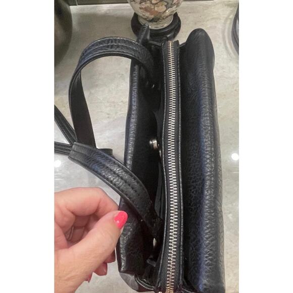 Matt & Nat Vegan black purse - Picture 14 of 14